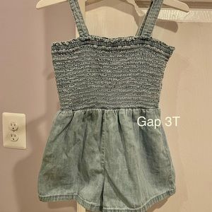 Gap toddler romper -3T